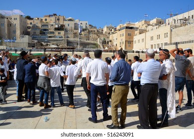 JERUSALEM ISRAEL 26 10 16: People During A Bar Mitzvah Are Jewish Coming Of Age Rituals. When Jewish Boys Become 13 Years Old A Girl Becomes A Bat Mitzvah At The Age Of 12