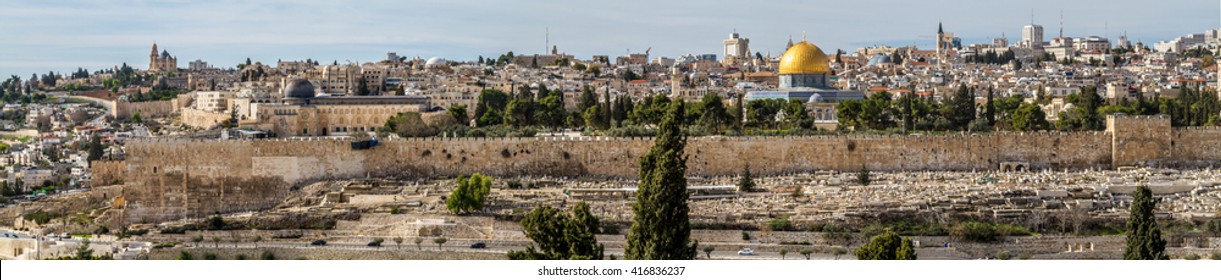 JERUSALEM, ISRAEL - JANUARY 5: Panoramic view of the Temple Mount, Dome of the Rock and Al Aqsa Mosque from the Mount of Olives in Jerusalem, Israel, January 5, 2016