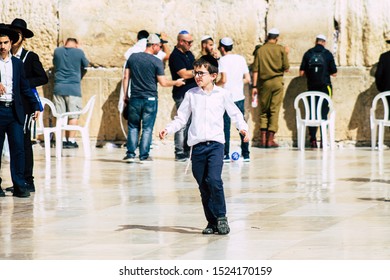 2,032 Jewish Boy Prays Images, Stock Photos & Vectors | Shutterstock