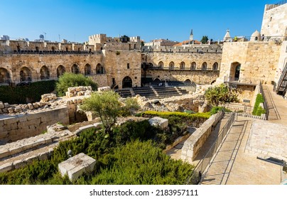 697 Jerusalem temple courtyard Images, Stock Photos & Vectors ...