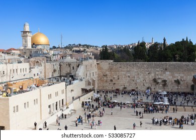 Jerusalem's Western Wall And Dome Of The Rock