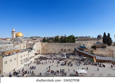 Jerusalem's Western Wall And Dome Of The Rock