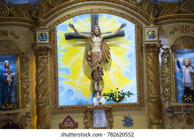 Jesus Christ Crucifixion Jesus Christ Statue Stock Photo 782620552