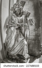 Jesus Christ Statue, carrying cross