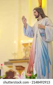 Jesus Divine Mercy Catholic Religious Statue