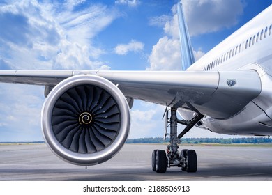 jet engine of an modern airliner