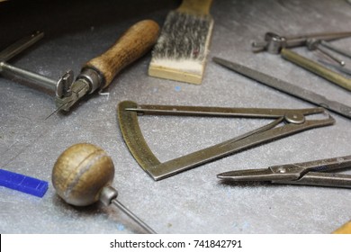 33,520 Bench Tool Images, Stock Photos & Vectors | Shutterstock