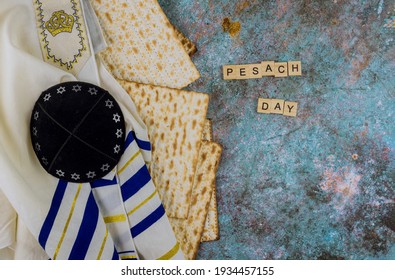 Jewish Family Holiday Passover On Matzah Kosher The Pesach Celebration