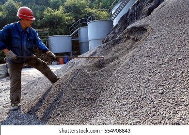 JIANGXI CHINA-Sep20, 2012: In Jiujiang Power Plant, Workers Are Sorting Ash Equipment Operation. Industrial Waste Slag By Decarbonization Technology, Separation Of Coal, Cenosphere And Other Products.