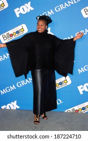 Jill Scott At The 2001 BILLBOARD AWARDS, Las Vegas, NV, 11/29/2001