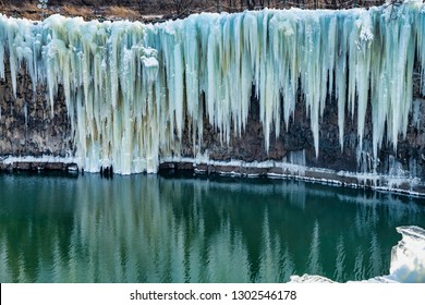 Jingpo Lake,Diaoshuilou Icefall,China