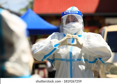 Jitra, Malaysia - September 13, 2020: Swab Test Had Been Done To All Close Contact Pupil And Staff Of Sekolah Kebangsaan Jitra Due To Positive Covid-19, Managed By The Frontliners