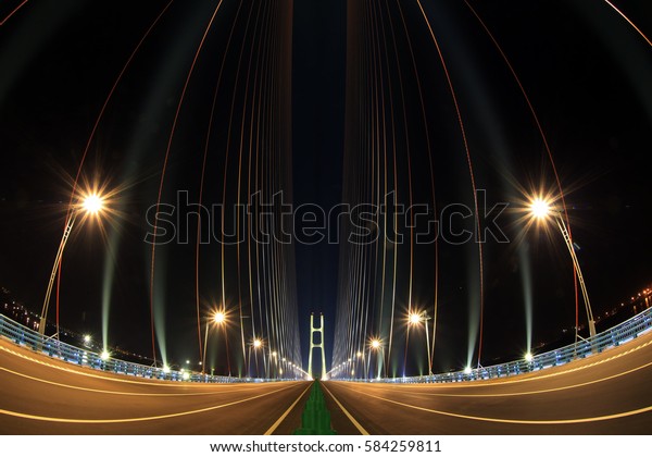 JIUJIANG CHINA-October 28, 2013:the Jiujiang
Yangtze River Highway Bridge opened to traffic, the bridge
spectacular night scenery. Ranked seventh in the world. Jiangxi
province in eastern
china.