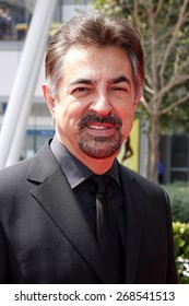 Joe Mantegna At The 2008 Creative Arts Emmy Awards Held At The Nokia L.A. Live In Los Angeles On September 13, 2008. 