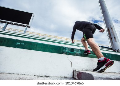 Jogging up the atmosphere on the field exercise