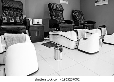 JOHANNESBU, SOUTH AFRICA - Mar 13, 2021: Johannesburg, South Africa - July 05 2011: Inside Interior Of A Beauty Salon In A Mall