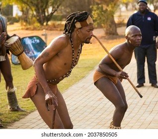 JOHANNESBURG, SOUTH AFRICA - Aug 11, 2021: Traditional African Dancers Performing In Tribal Clothing And Adornments In Johannesburg