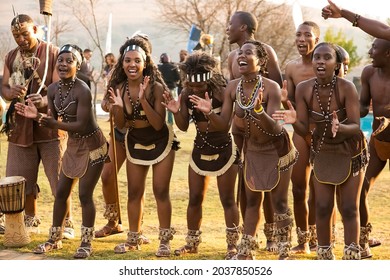 JOHANNESBURG, SOUTH AFRICA - Aug 11, 2021: Traditional African Dancers Performing In Tribal Clothing And Adornments In Johannesburg