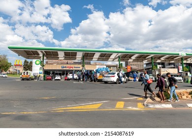 Johannesburg, South Africa - May 07, 2022 - BP Garage And Pickn Pay Store On Empire Road