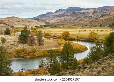 John Day River among the mountain ladscape of Eastern Oregon.