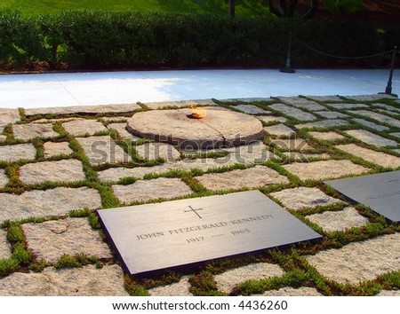 John F Kennedy Gravestone, Eternal Flame at Washington Memorial