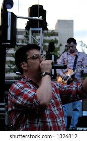 John Flansburgh Of They Might Be Giants At Sundown In The City, May 11 2006, Knoxville, Tennessee.