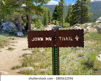 John Muir Trail Signage, Yosemite, California, USA