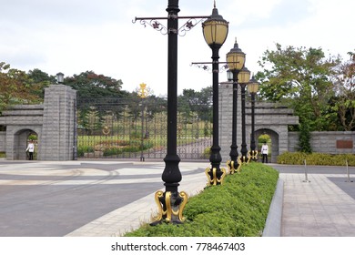 Johor Bahru, Malaysia - December 2017 - Two Palace Guards At The Entrance Gate To The Bukit Serene Palace, An Official Residence To The Sultan Of Johor. 