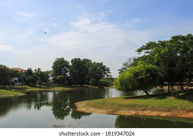 JOHOR, MALAYSIA - JULY 2020: Beautiful View Of Taman Pura Kencana Lake In District Of Batu Pahat, Johor, Malaysia 