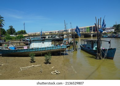 1,542 Johor fisherman Images, Stock Photos & Vectors | Shutterstock