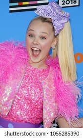 JoJo Siwa At The Nickelodeon's 2018 Kids' Choice Awards Held At The Forum In Inglewood, USA On March 24, 2018.