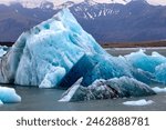 
Jokulsarlon Glacier Lagoon with the iceberg on the lagoon.
Amphibious Boat Tour

