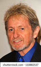 Jon Anderson At The Hollywood Gala For Farm Animals. Beverly Hills Hotel, Beverly Hills, CA. 09-08-07