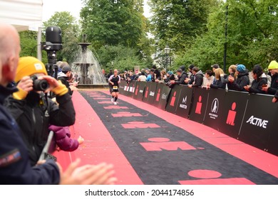 JonkopingSweden -18-09-2021:  At The Finish Line IRONMAN 70.3 Jonkoping European TriClub Championship I Triathlon.The Competition Is A Triathlon That Includes Swimming, Cycling And Running