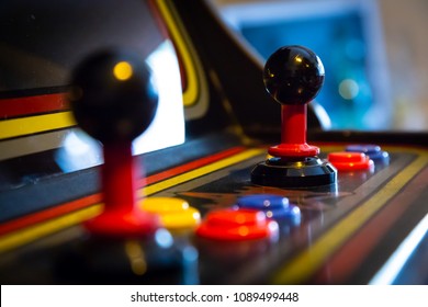 32,304 Old School Game Images, Stock Photos & Vectors 