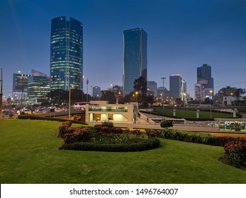 Jpg, Lima, Lima, Peru August 28th 2019 Night Cityscape In Business Centre San Isidro District  - Imagen 