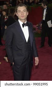 JUDE LAW At The 76th Annual Academy Awards In Hollywood. February 29, 2004