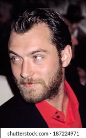 Jude Law At Premiere Of ROAD TO PERDITION, NY 7/9/2002