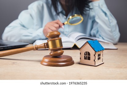 The Judge Examines The Data About The House. Property Litigation