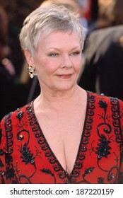 Judi Dench At Academy Awards, 3/25/2001