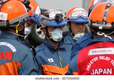 Jul.17,2011 , Miki Hyogo Japan

Disaster Relief Training By JDR (Japan Disaster Relief Team) Members.
It Is Assumed That Special Equipments Will Be Used To Rescue The Injured.
