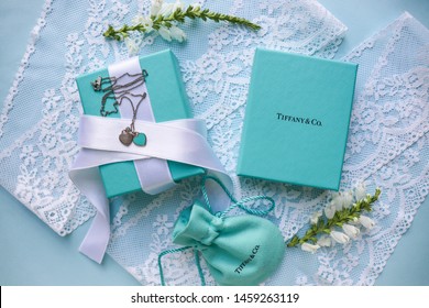 Jul.23, 2019: Foto. Tiffany Jewelry. Tiffany Box