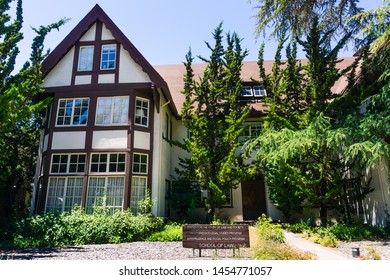 July 13, 2019 Berkeley / CA / USA - One Of The School Of Law Buildings At UC Berkeley In San Francisco Bay Area