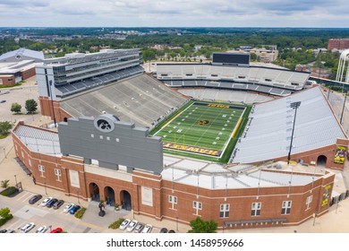 Kinnick Stadium Images, Stock Photos & Vectors | Shutterstock