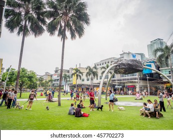 July 24, 2016  High Street At Fort Bonifacio , Manila , Philippines