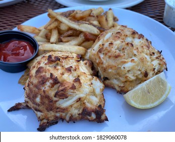 Jumbo Lump Crab Cake Platter With French Fries