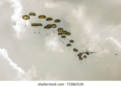 Jumping Parachutists