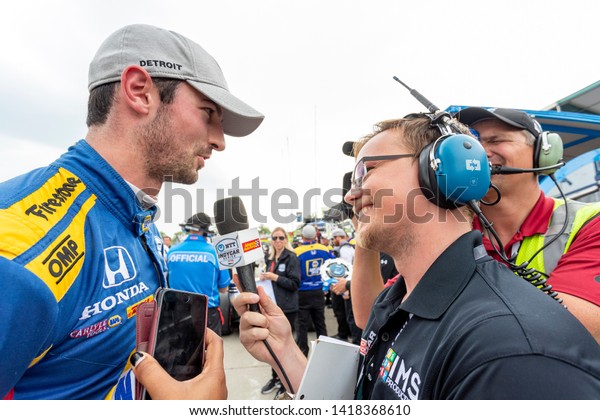 June 01, 2019 - Detroit,\
Michigan, USA: ALEXANDER ROSSI (27) of the United States wins the\
pole for the Detroit Grand Prix at Belle Isle in Detroit,\
Michigan.