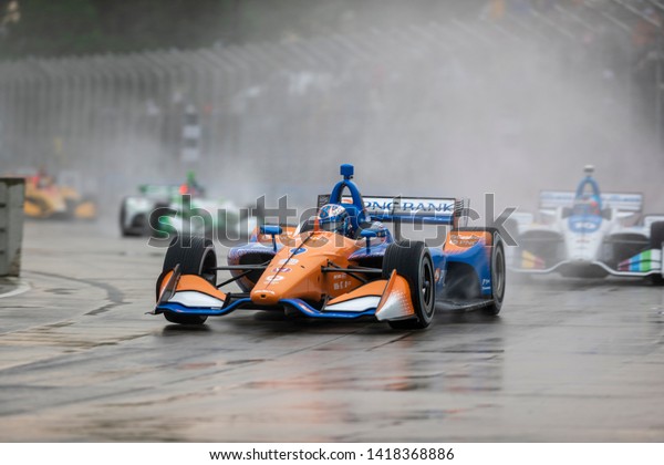 June 01, 2019 -\
Detroit, Michigan, USA: SCOTT DIXON (9) of New Zealand races\
through the turns during the  race for the Detroit Grand Prix at\
Belle Isle in Detroit,\
Michigan.