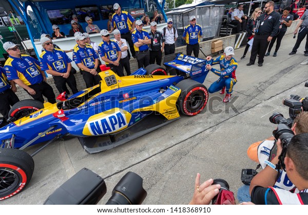 June 01, 2019 - Detroit,\
Michigan, USA: ALEXANDER ROSSI (27) of the United States wins the\
pole for the Detroit Grand Prix at Belle Isle in Detroit,\
Michigan.